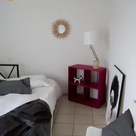 Appartement Cosy. Merville Centre. Proche Aeroport Et Parc Exposition Extérieur photo