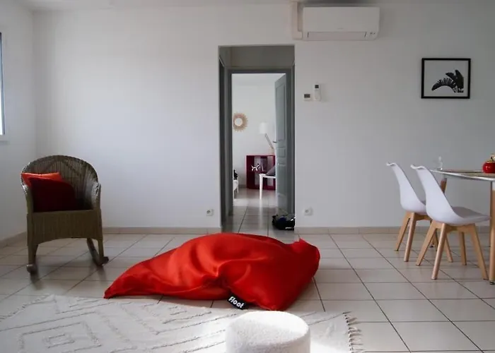 Appartement Cosy. Merville Centre. Proche Aeroport Et Parc Exposition