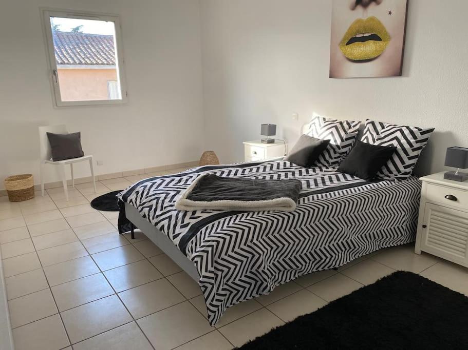 Appartement Cosy. Merville Centre. Proche Aeroport Et Parc Exposition