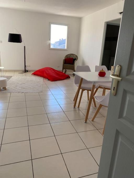 Appartement Cosy. Merville Centre. Proche Aeroport Et Parc Exposition Merville (Haute-Garonne)